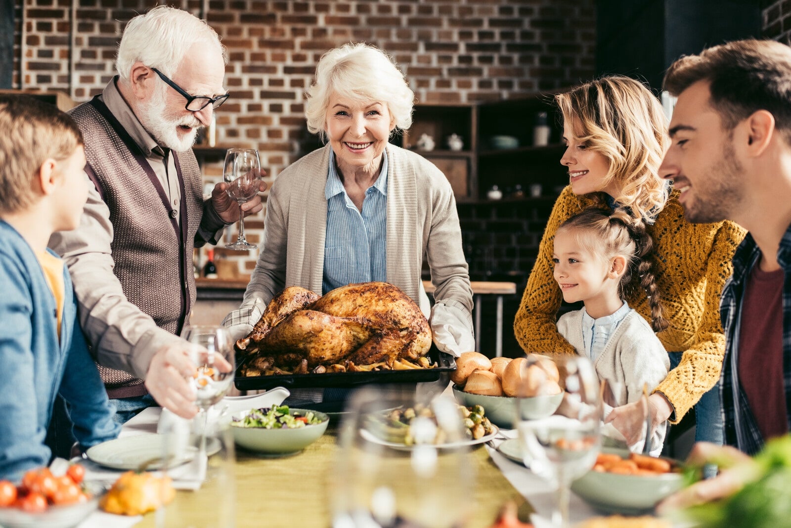 11 Thanksgiving Traditions You’ll be Thankful You Started for Your Kids